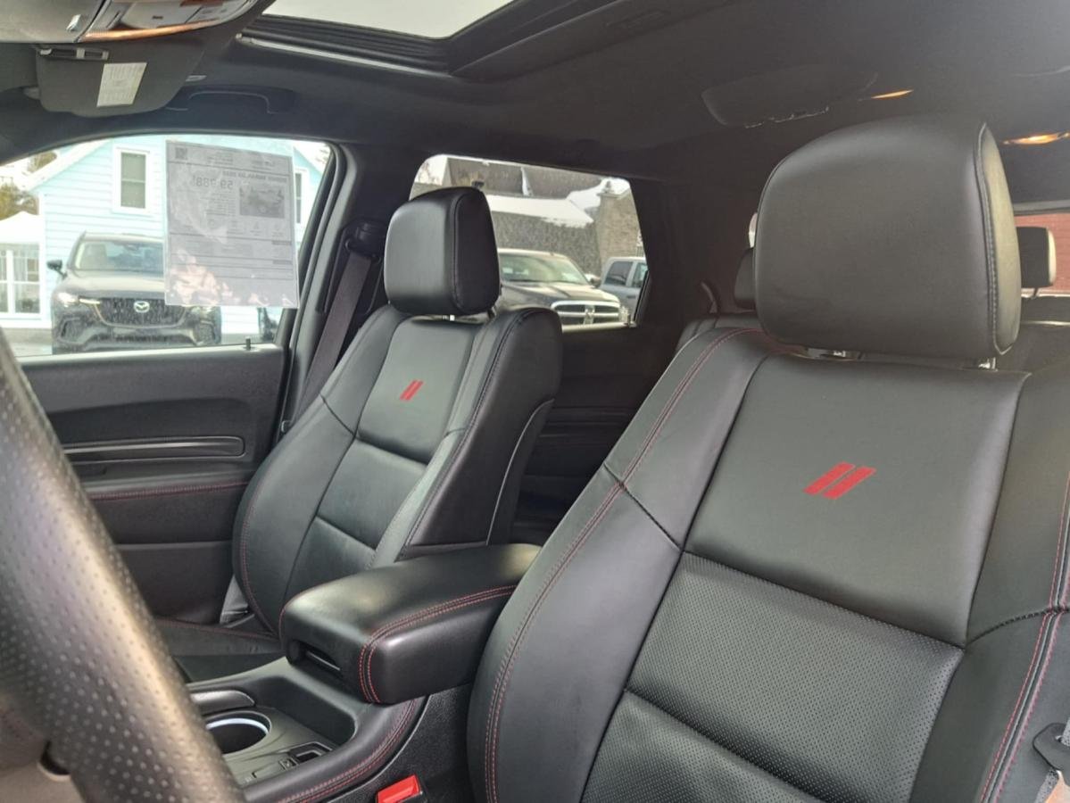 2025 Dodge Durango Black Nantes - photo #10