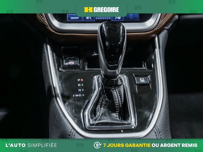 2022 Subaru Outback White Blainville - photo #21