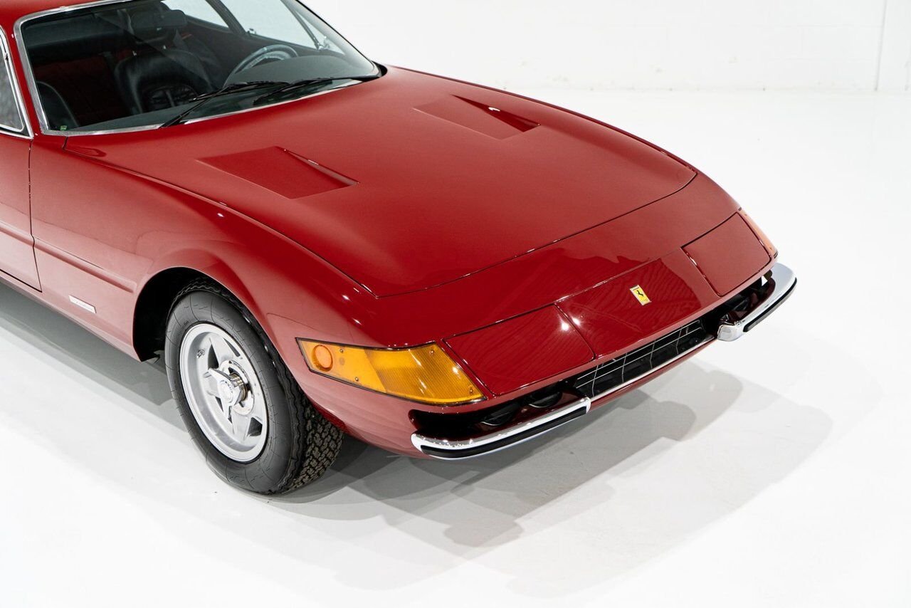 1973 Ferrari 365 GTB4 Daytona 18,301 miles With Orig Books/Tools/ Carbs / Filter Box Red Montreal - photo #43