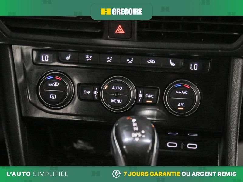 2023 Volkswagen Jetta Grey Saint-Eustache - photo #24