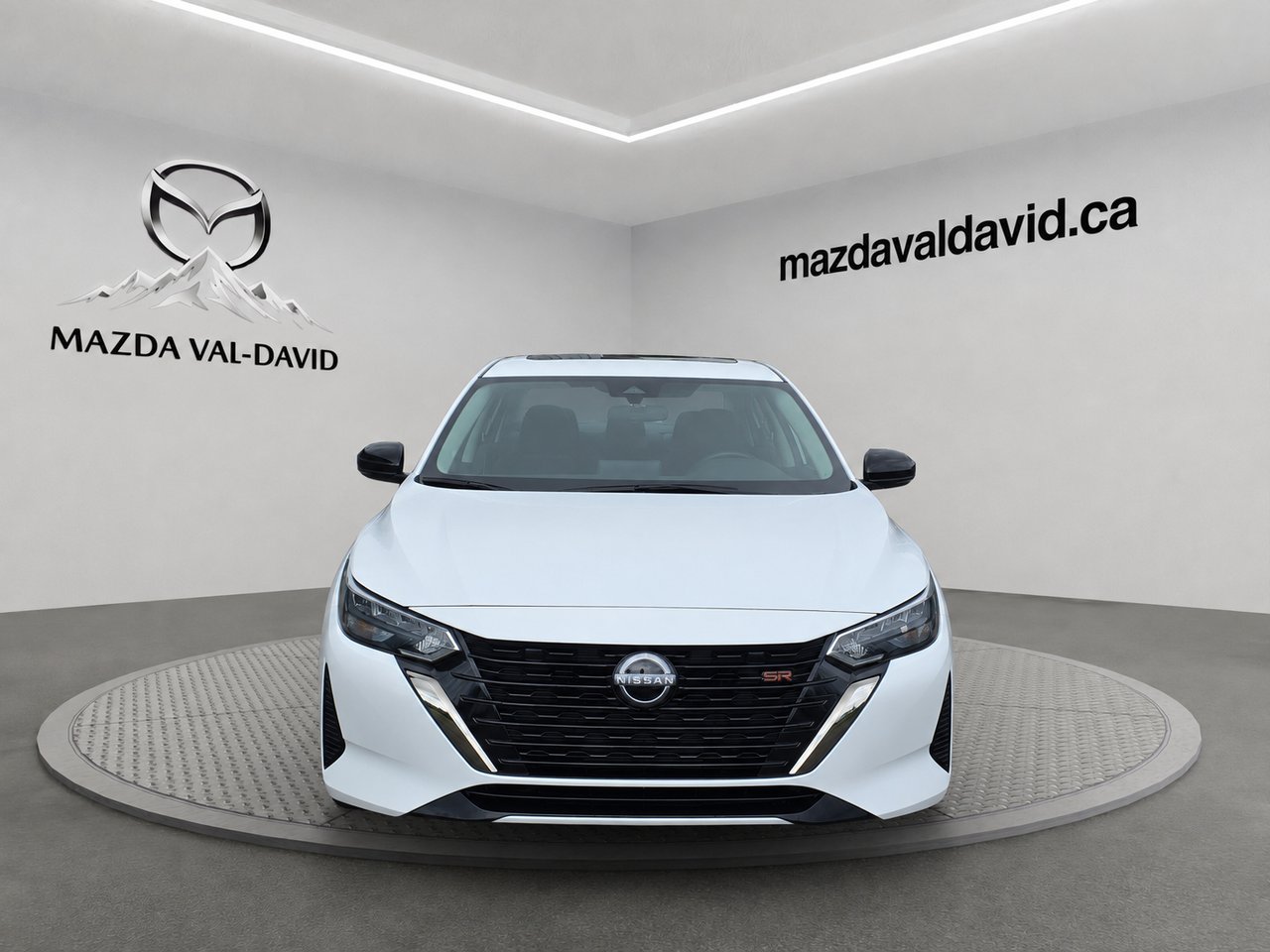 Nissan Sentra SR CVT, toit ouvrant, commande audio au volant, cruise control 2024 Blanc Val-David - photo #2