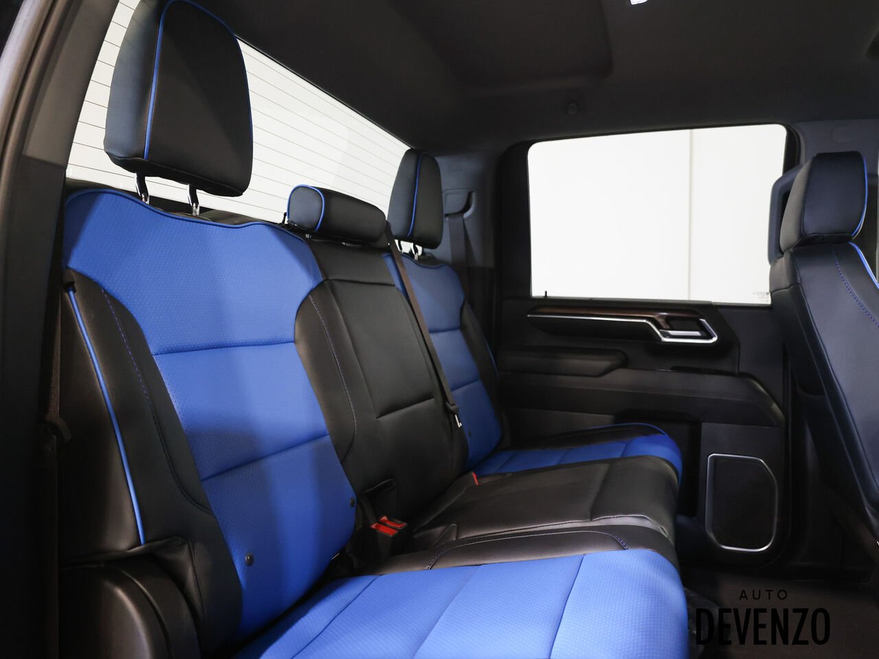 Chevrolet Silverado 3500HD 2024 Noir Saint-Eustache - photo #6