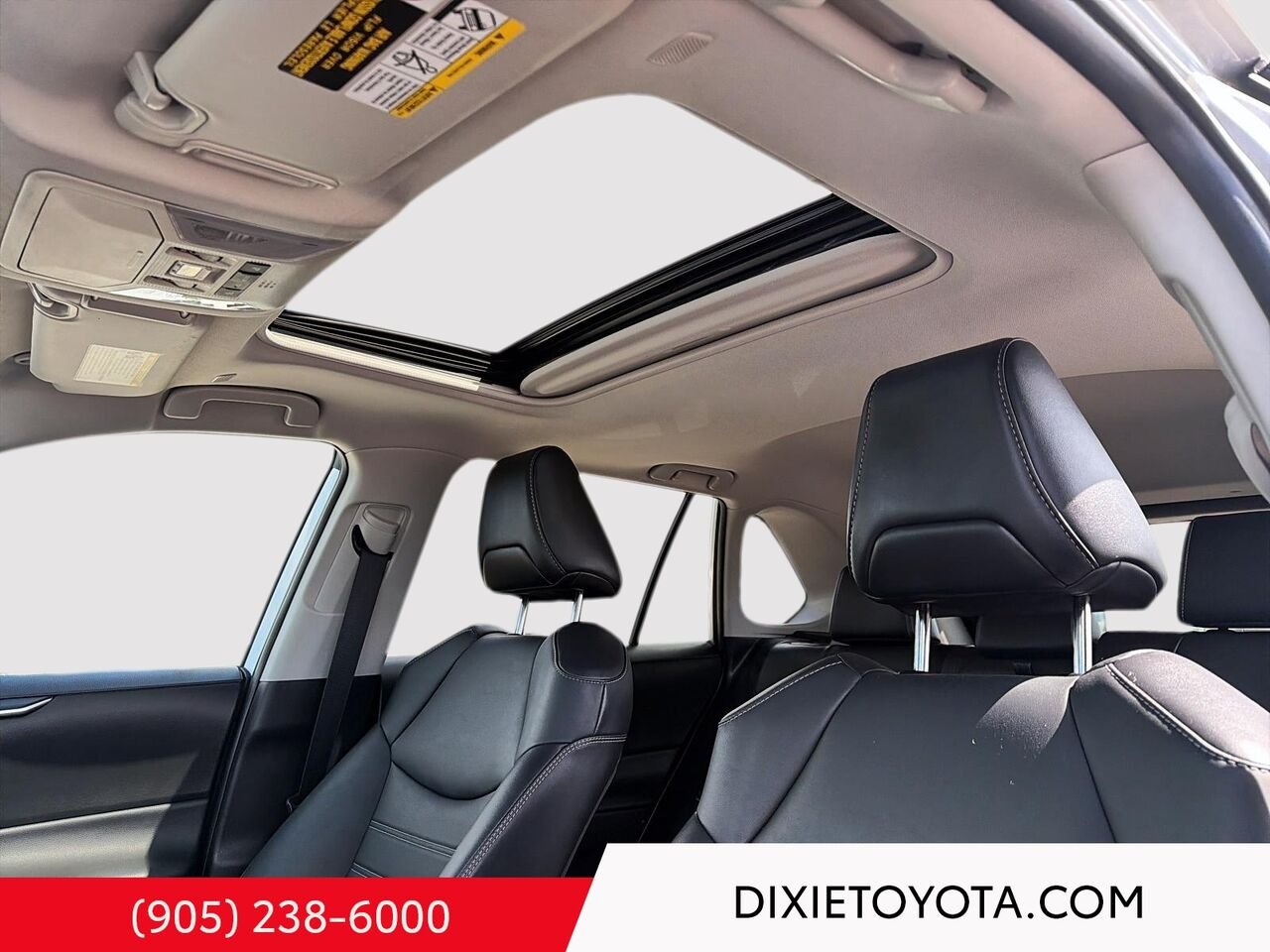 2023 Toyota RAV4 XLE PREMIUM AWD / HEATED SEATS / MOONROOF / LEATHER SURFACE / CARPLAY AND ANDROID AUTO Silver Sky Metallic Mississauga - photo #10