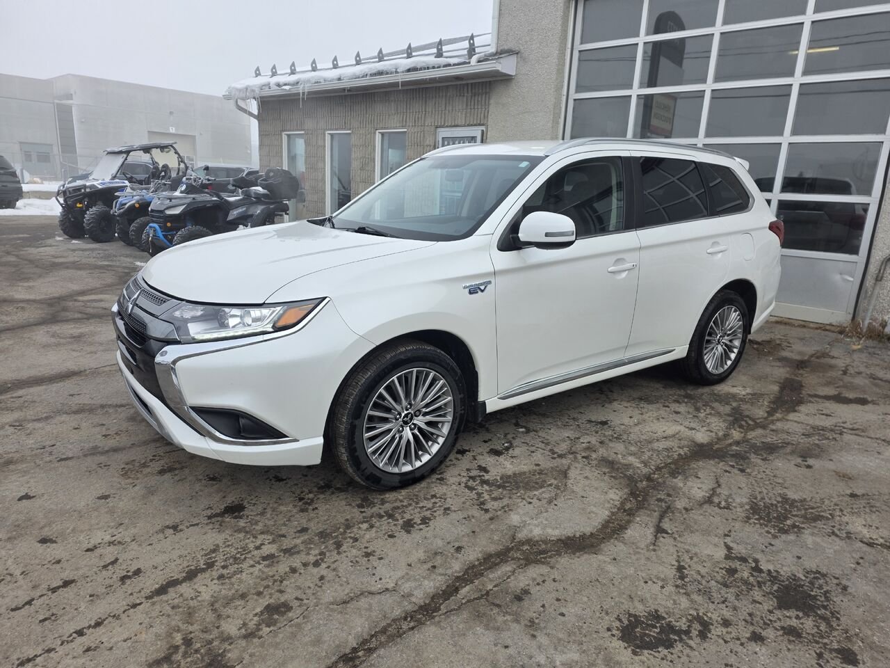 Mitsubishi Outlander PHEV 2020 Blanc Longueuil, - photo #1