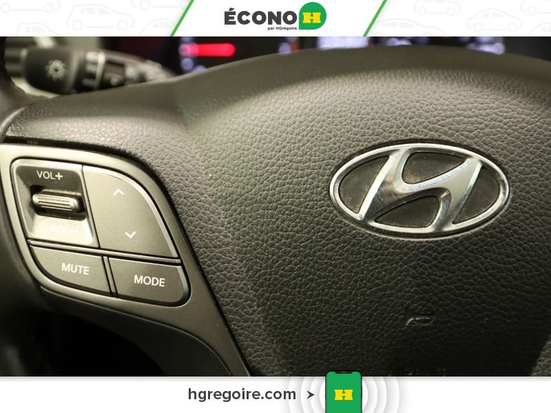2016 Hyundai Santa Fe White Blainville - photo #14