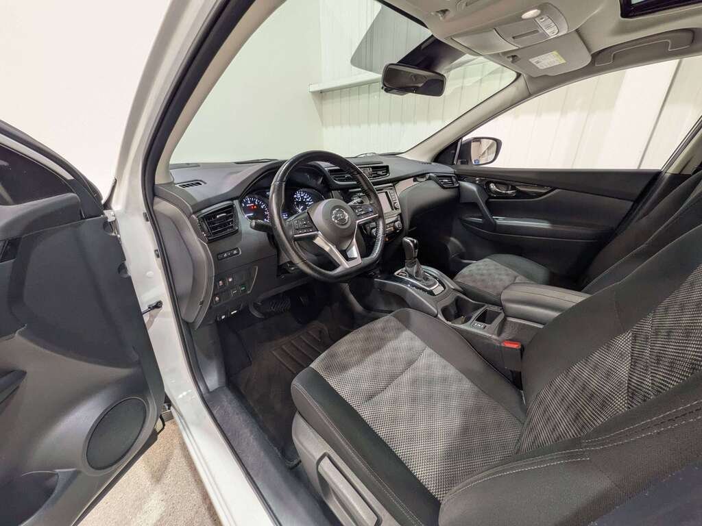 2021 Nissan Qashqai FWD SV CVT White Val-David - photo #9