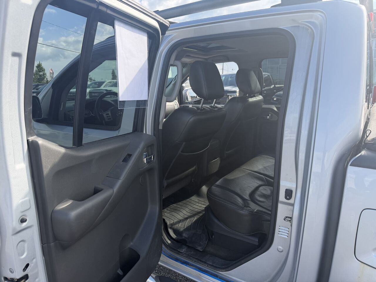 NISSAN FRONTIER PRO-4X SV cabine double 4x4 caisse longue BA 2018 Gris Ottawa & Gatineau - photo #9