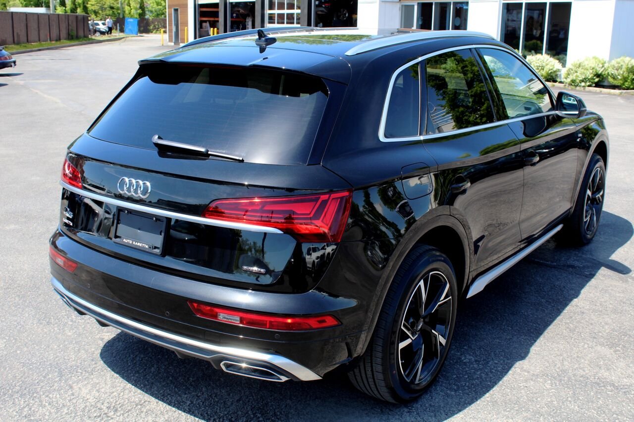 2022 Audi Q5 VIN: WA1EABFY3N2063336 Black Sainte-Rose - photo #3