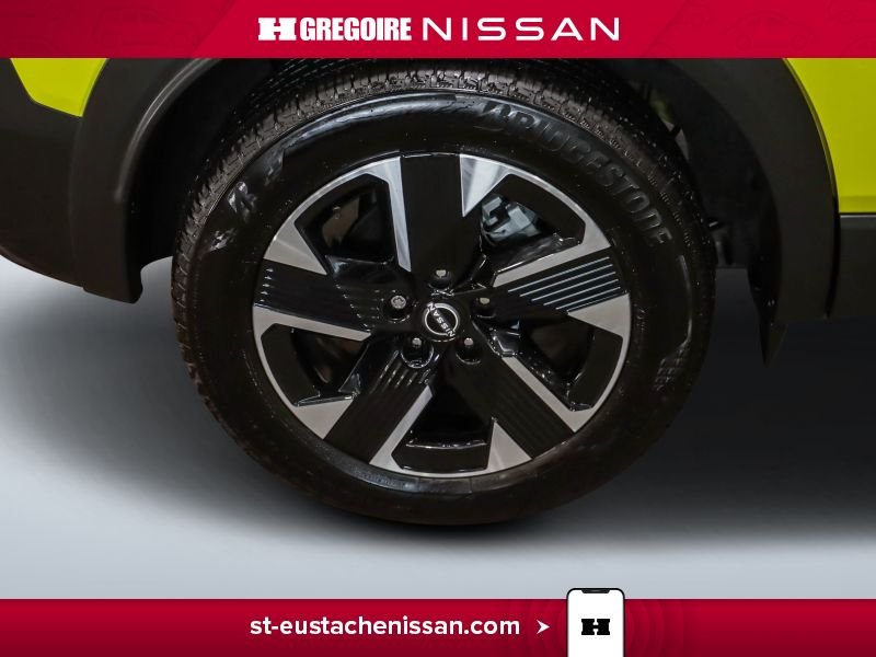 Nissan Kicks 2025 Jaune Laval - photo #13