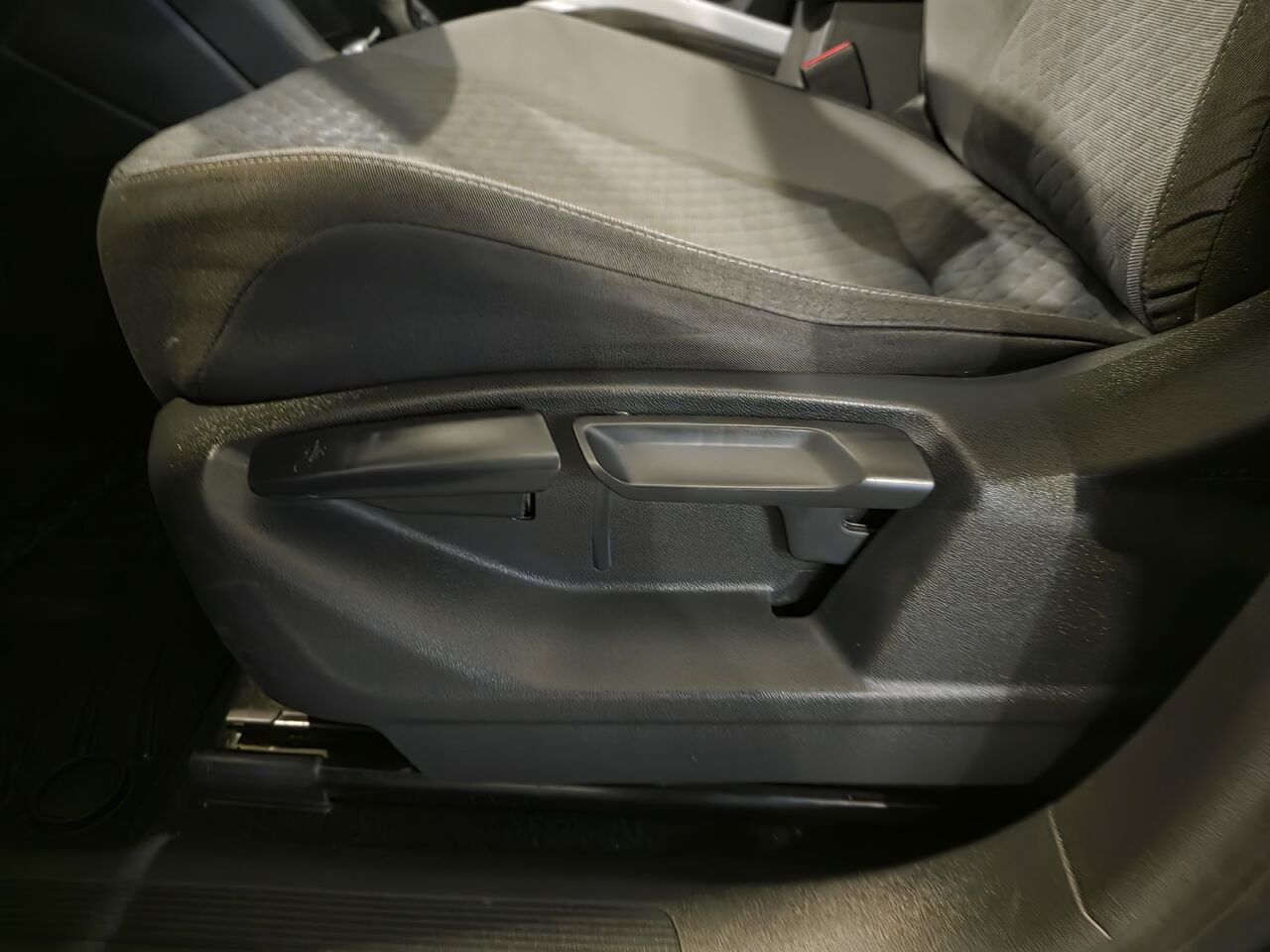 Volkswagen Tiguan 2018 Gris Longueuil, - photo #13