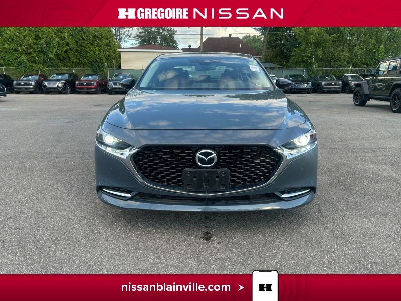 2022 Mazda 3 Grey Laval - photo #4