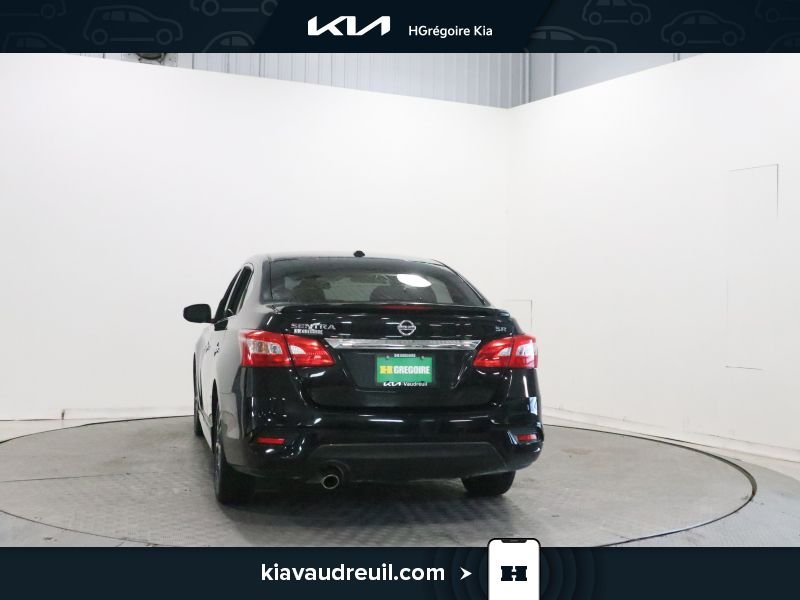 2016 Nissan Sentra Black Blainville - photo #5