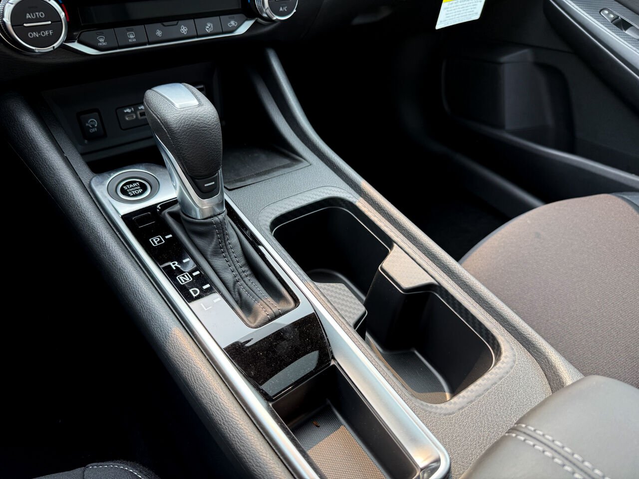 2025 Nissan Sentra SENTRA SV TOIT OUVRANT Scarlet Ember Tintcoat Châteauguay - photo #14