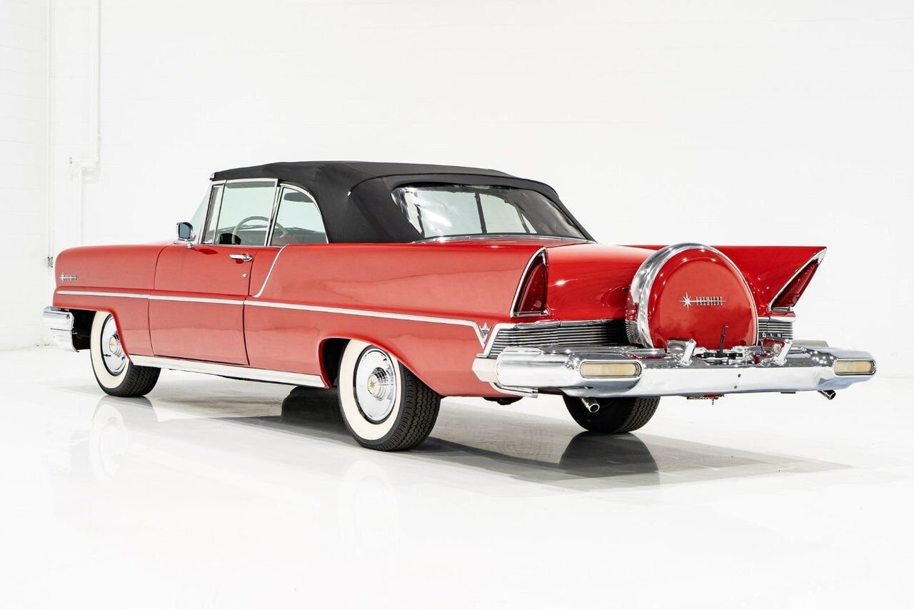 Lincoln Premiere **PRICE IN USD** 1957 Rouge Montréal - photo #54