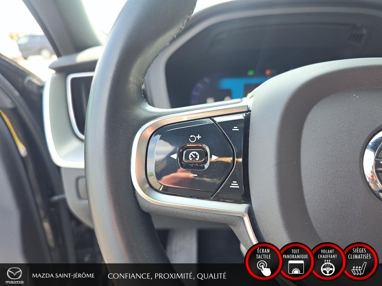 Volvo XC60 Recharge T8 R-Design hybride rechargeable | POLESTAR | TOIT PANORAMIQUE | AWD | CUIR | 2022 Noir Saint-Jérôme - photo #14