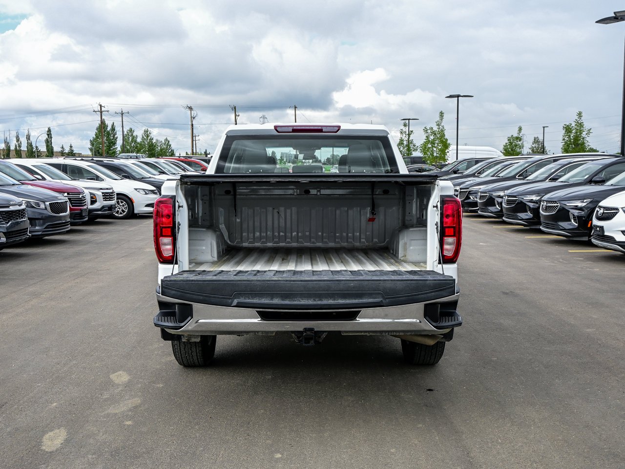 2023 GMC Sierra 1500 4WD Crew Cab 147 Pro White Sherwood Park - photo #13