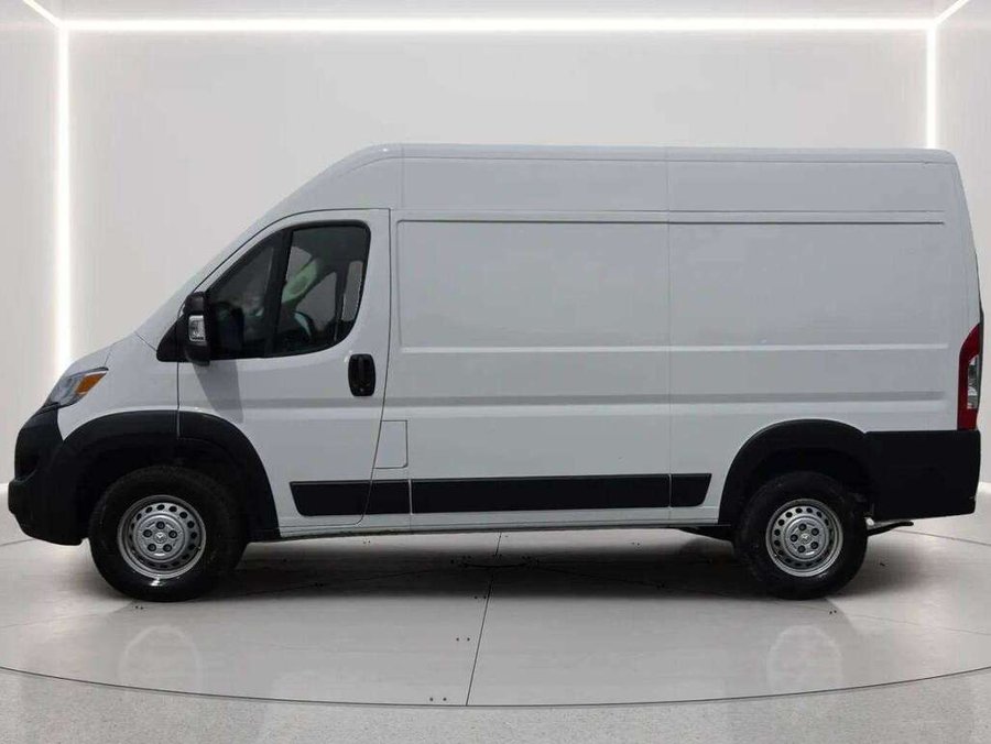 2025 Ram ProMaster Cargo Van 2025 White