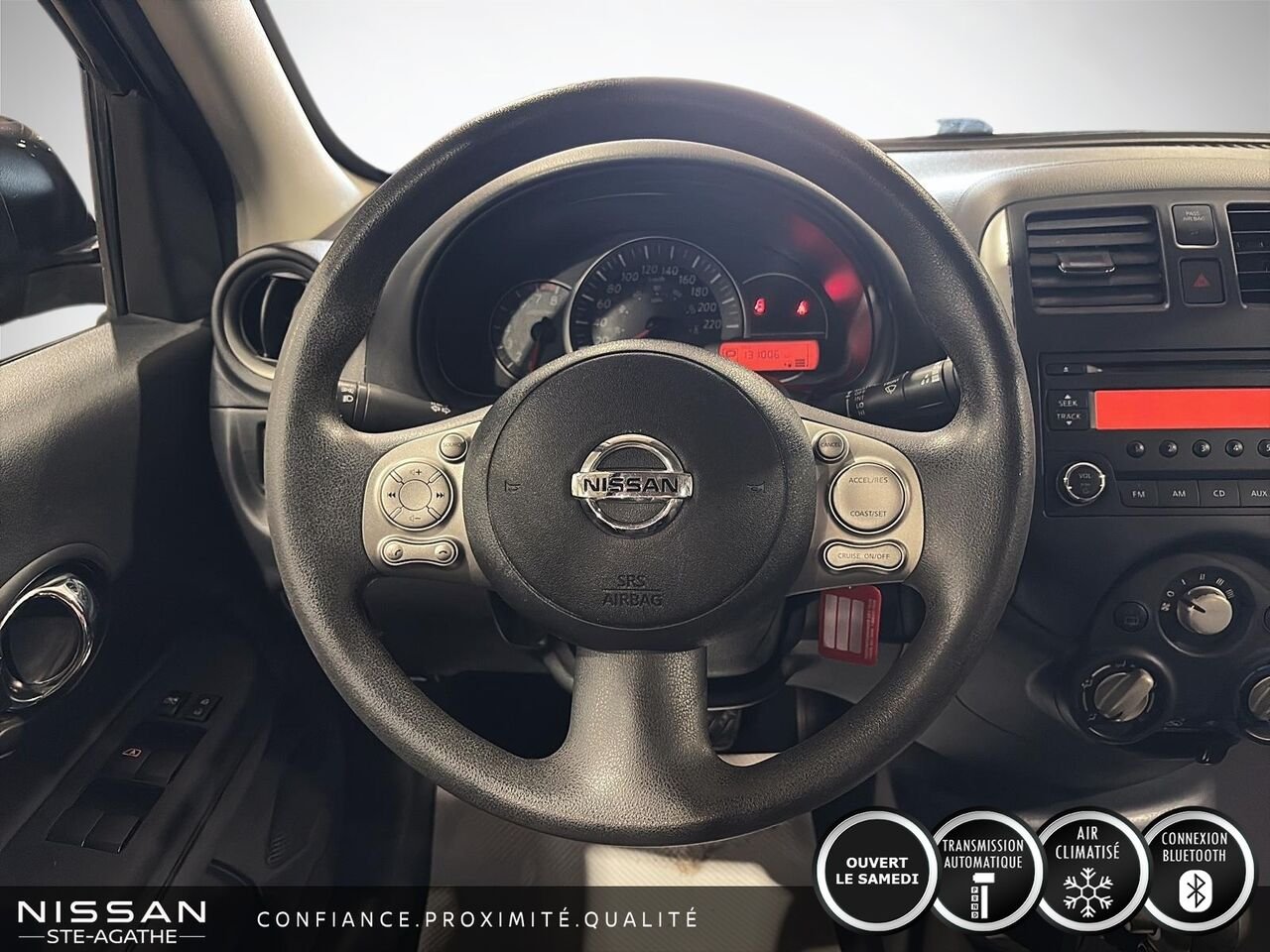 2017 Nissan Micra SV | AUTOMATIQUE | CLIMATISATION | JAMAIS ACCIDENTÉ Black Saint-Jérôme - photo #10