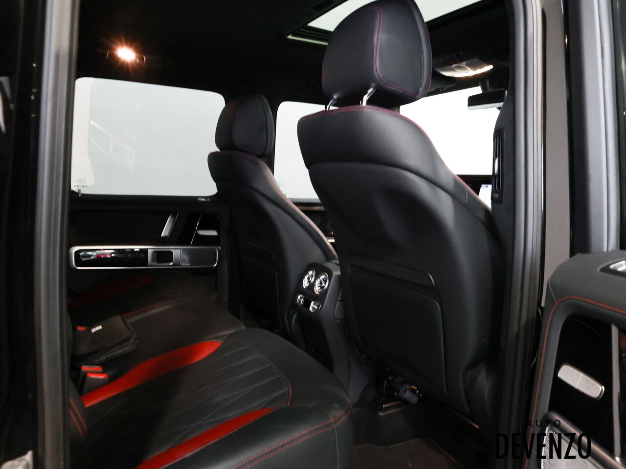 Mercedes-Benz Classe-G 2022 Noir Saint-Eustache - photo #9