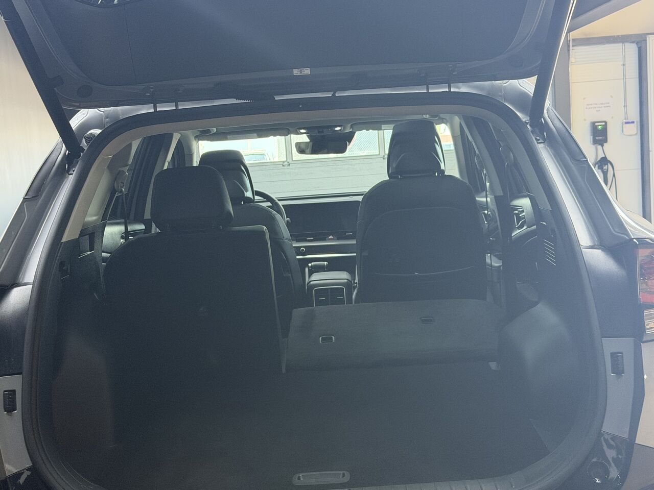 2024 Kia Sportage Grey Blainville - photo #13