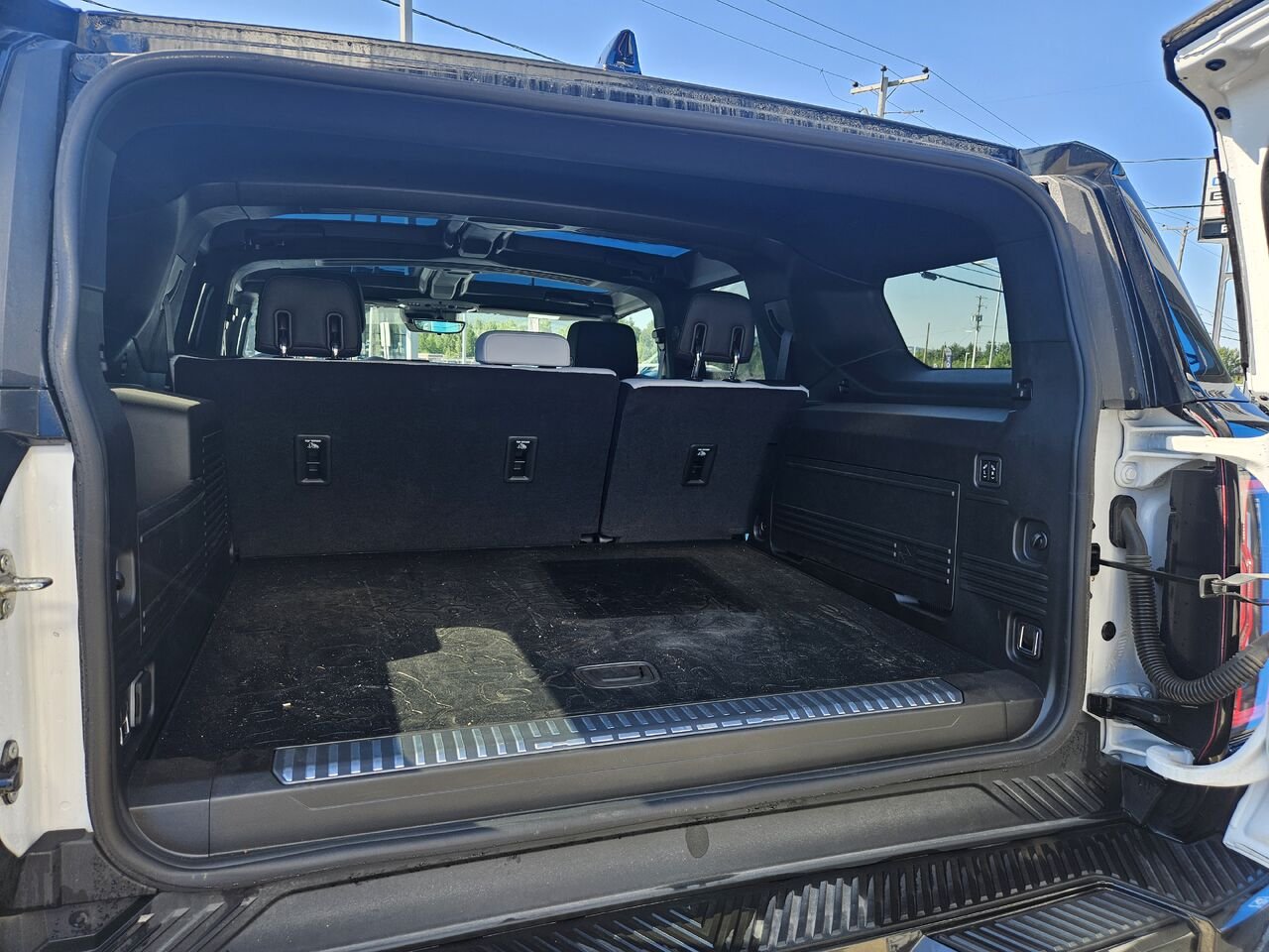 2024 GMC HUMMER EV VUS 3X e4RM 4 portes White Thetford Mines - photo #22