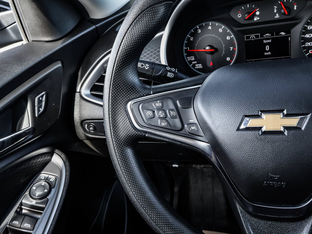 2025 Chevrolet Malibu 4dr Sdn 1LT Black Sherwood Park - photo #21