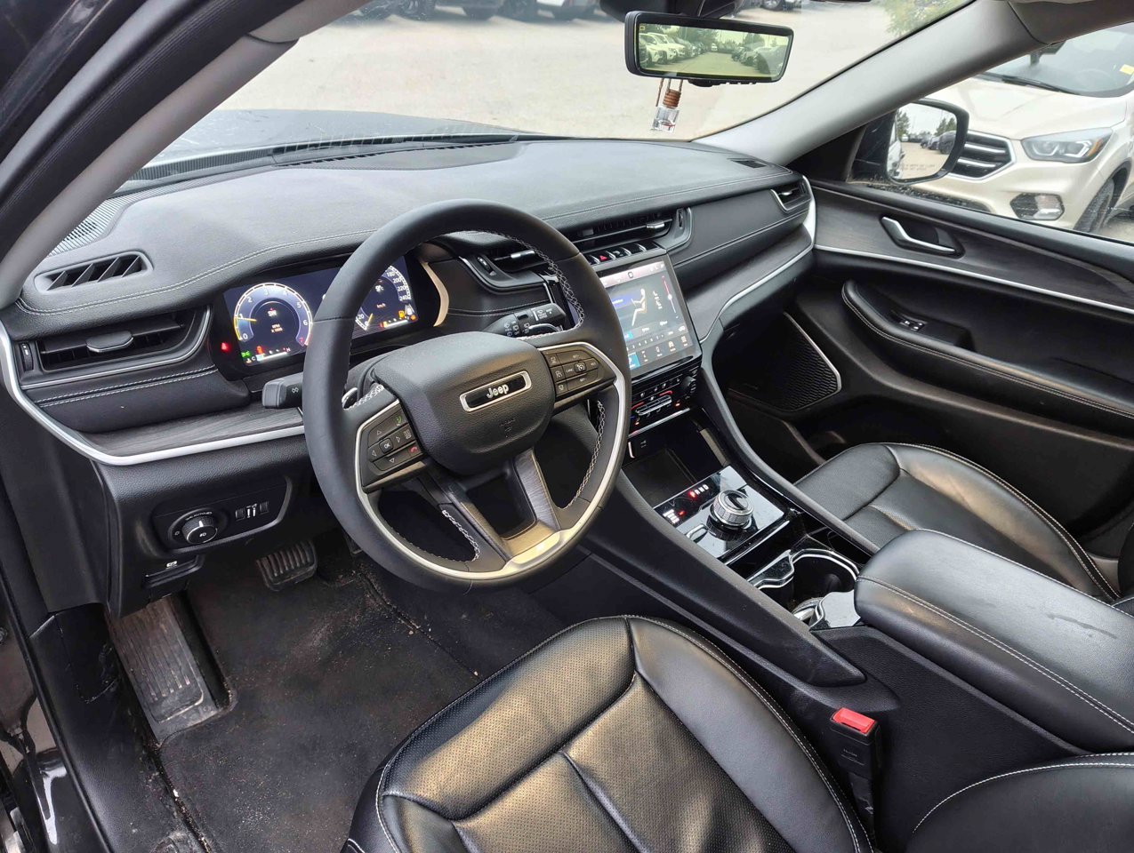 2023 Jeep Grand Cherokee Limited 4x4 White Sherwood Park - photo #6