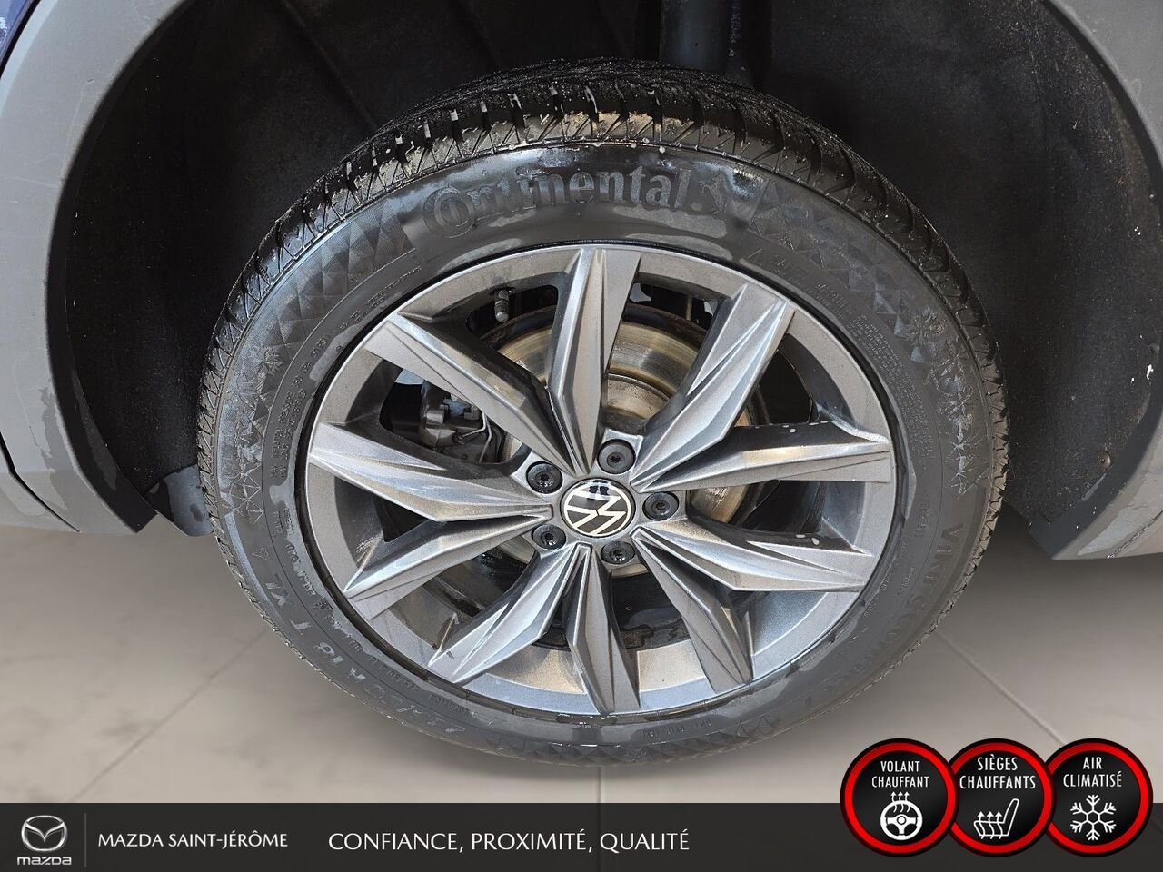 Volkswagen Tiguan CUIR | TOIT PANORAMIQUE | MAGS | AWD | 2022 Bleu Saint-Jérôme - photo #10