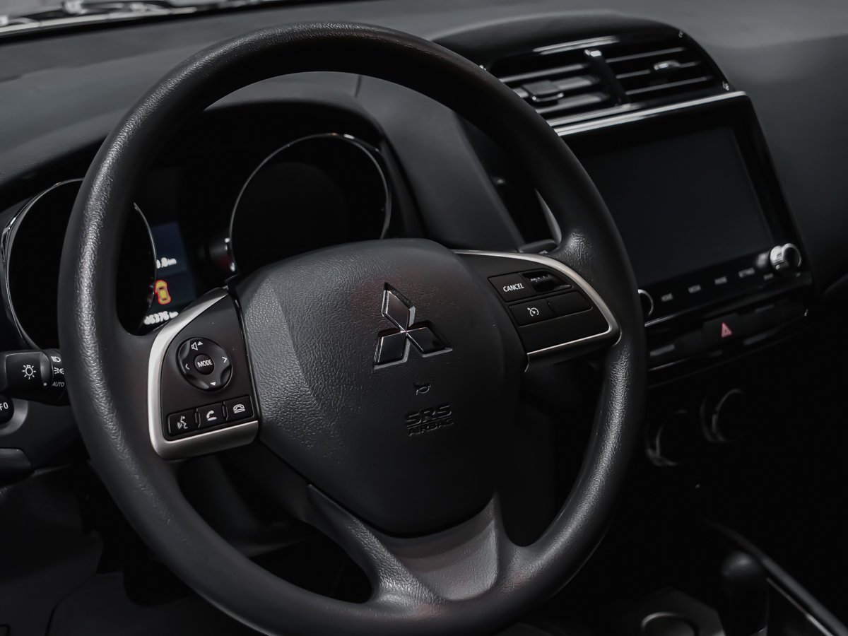 2026 Mitsubishi RVR ES Labrador Black Montreal - photo #12