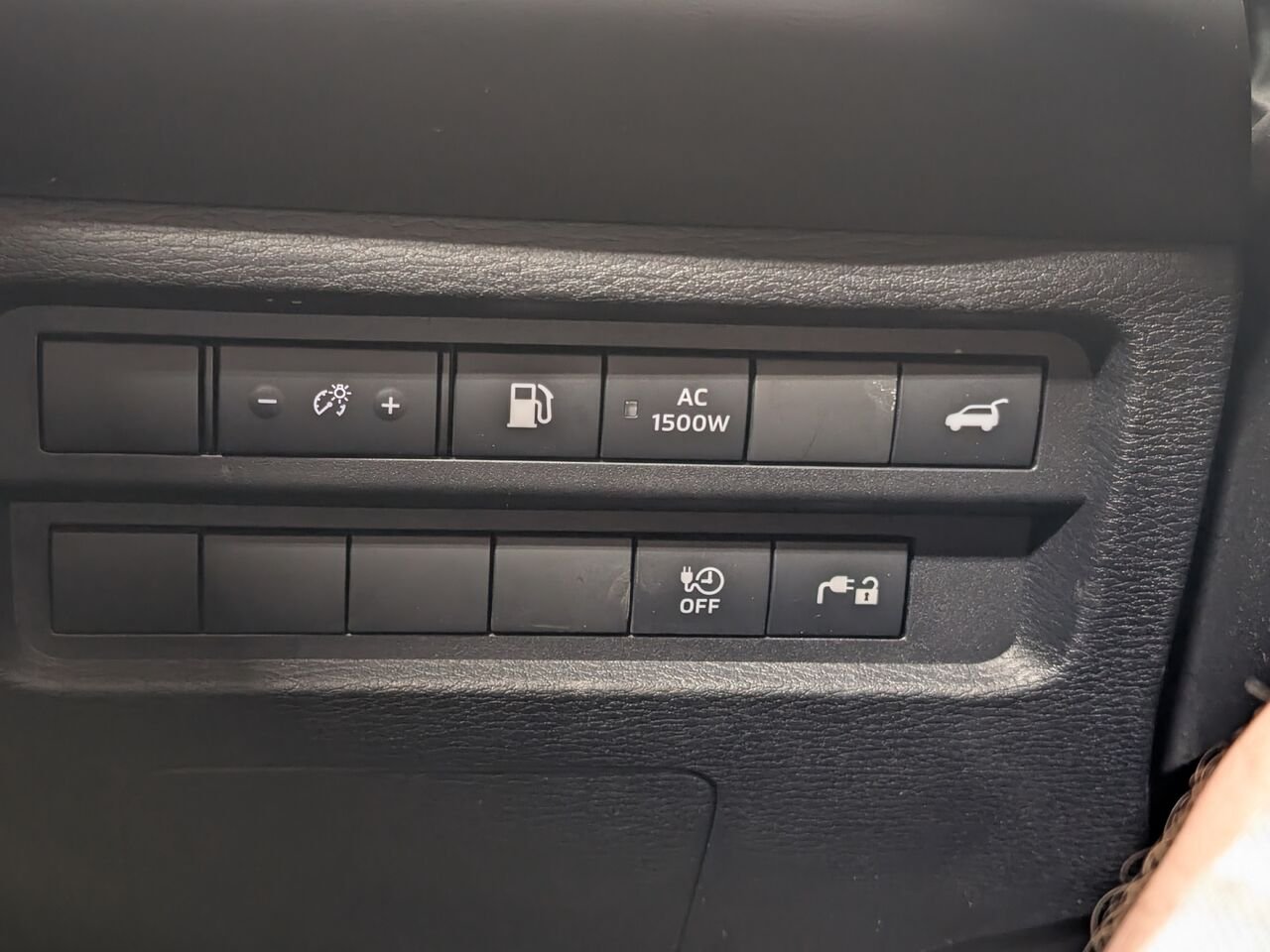 Mitsubishi Outlander PHEV SEL/SIÈGES CHAUFFANTS/ TOIT OUVRANT PANORAMIQUE/VOLANT CHAUFFANT/CAMÉRA DE RECUL/AC 2025 Noir Sherbrooke - photo #12