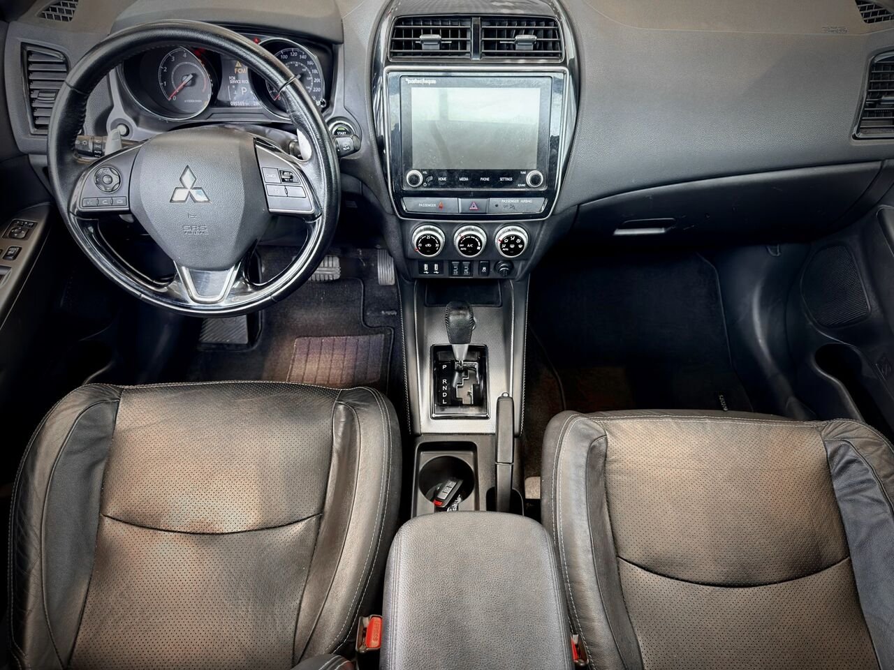 2021 Mitsubishi RVR Grey Notre-Dame-des-Prairies - photo #19