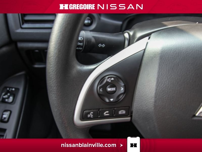 2022 Mitsubishi RVR White Saint-Eustache - photo #16