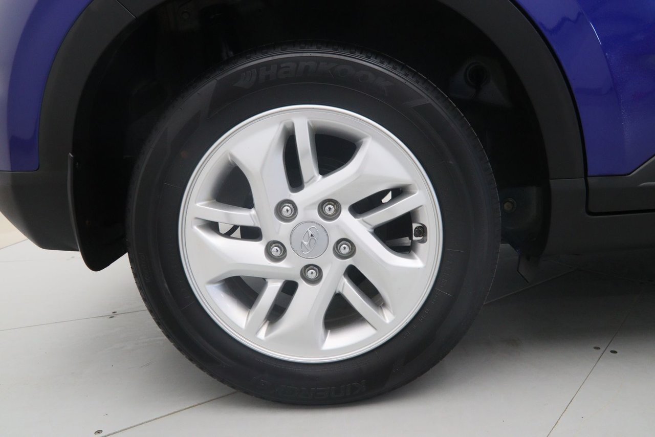 2023 Hyundai Venue VIN KMHRC8A38PU235119 Blue Baie-Comeau - photo #16