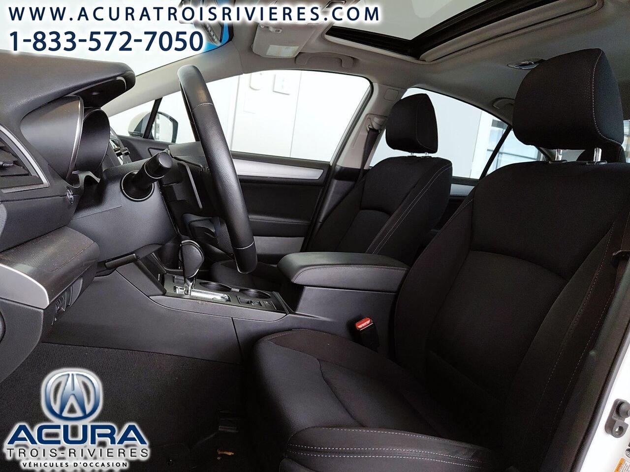 2017 Subaru LEGACY SYMMETRICAL AWD White Trois-Rivières - photo #13