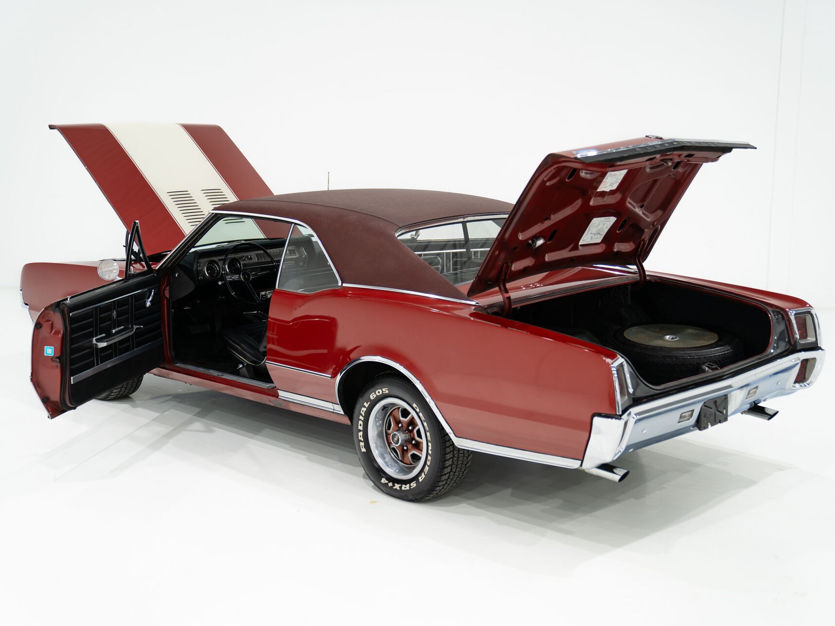Oldsmobile Cutlass 442 *PRIX EN USD* Numéros entièrement Matching Non restaurée Repeinte une seule fois 1967 Rouge Montréal - photo #104