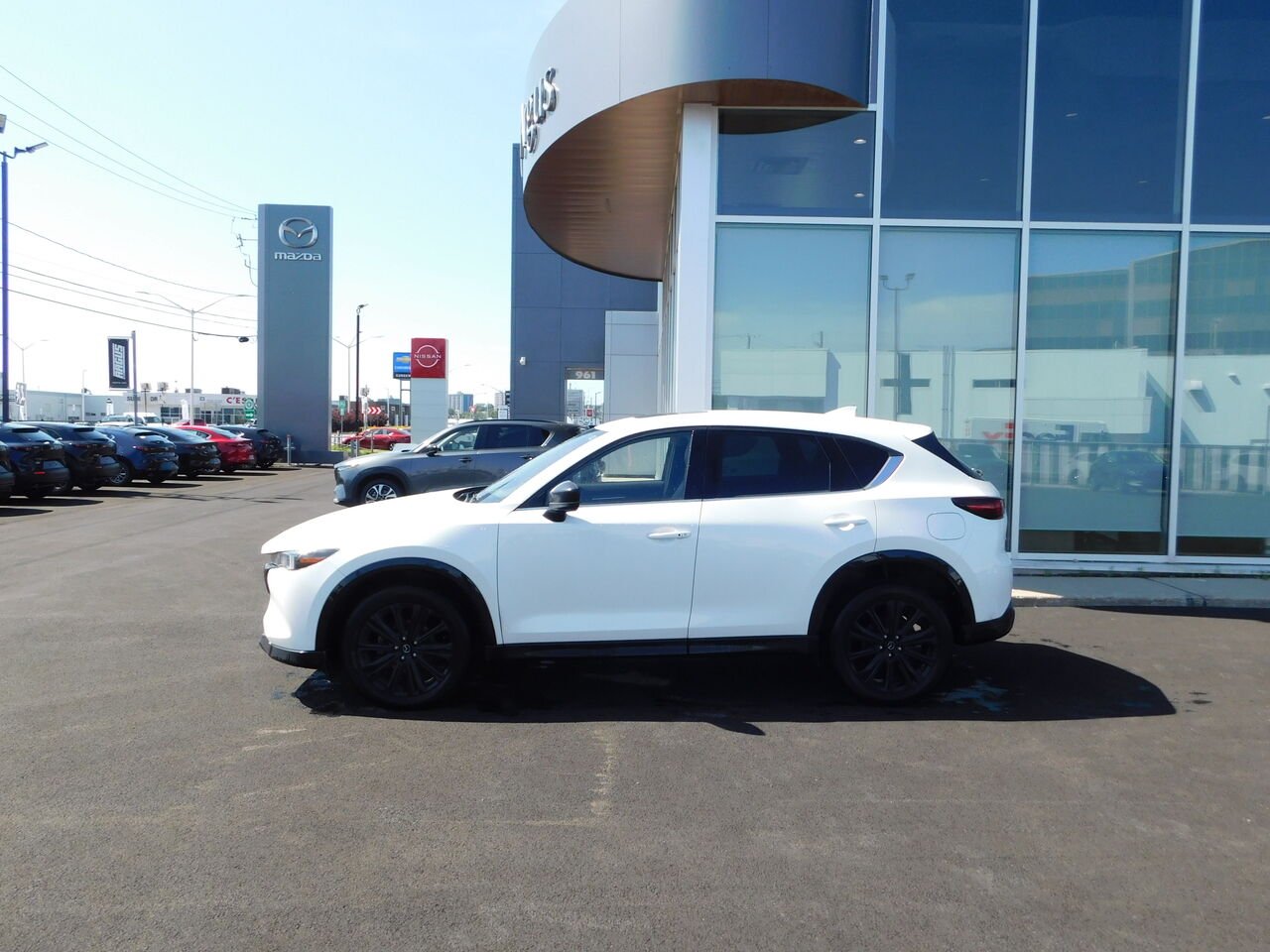 2022 Mazda CX-5 Sport TI White Gatineau - photo #0