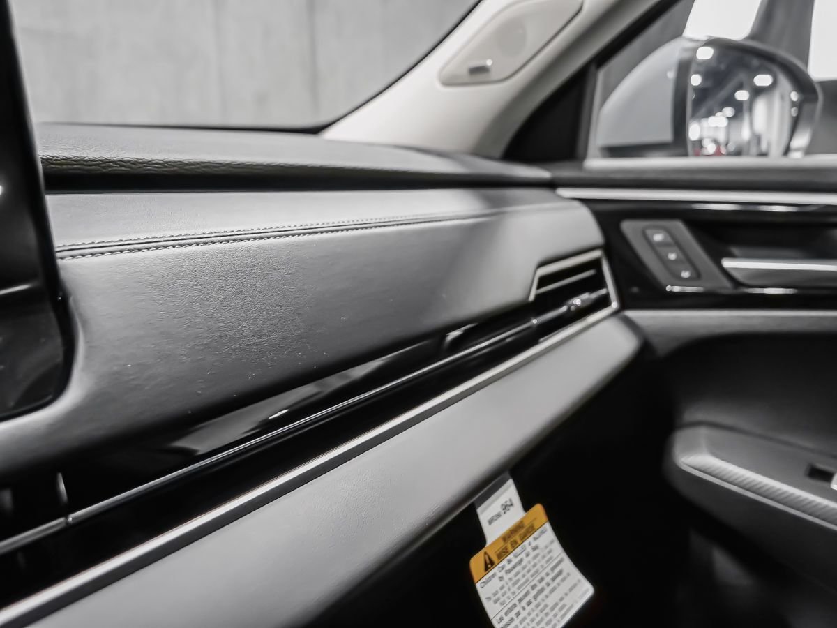 2026 Mitsubishi Outlander Plug-In Hybrid SEL Black Diamond Premium Finish Montreal - photo #12