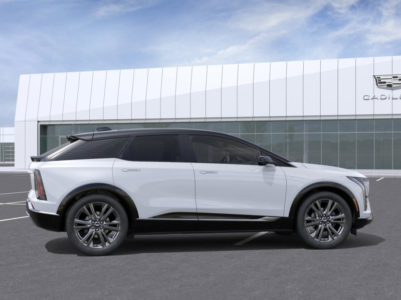 2027 CADILLAC OPTIQ Sport haut de gamme 4 portes White Sherbrooke - photo #4