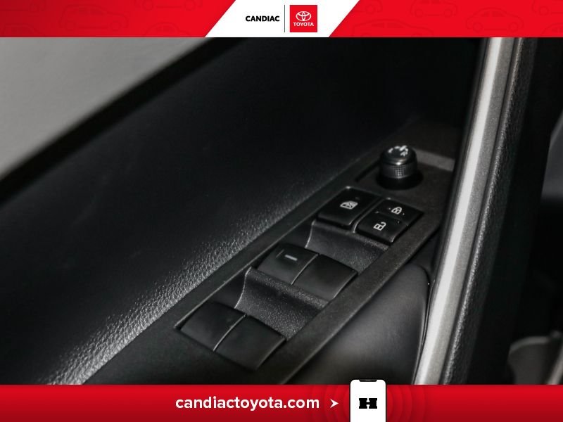 2026 Toyota Corolla Black Blainville - photo #23