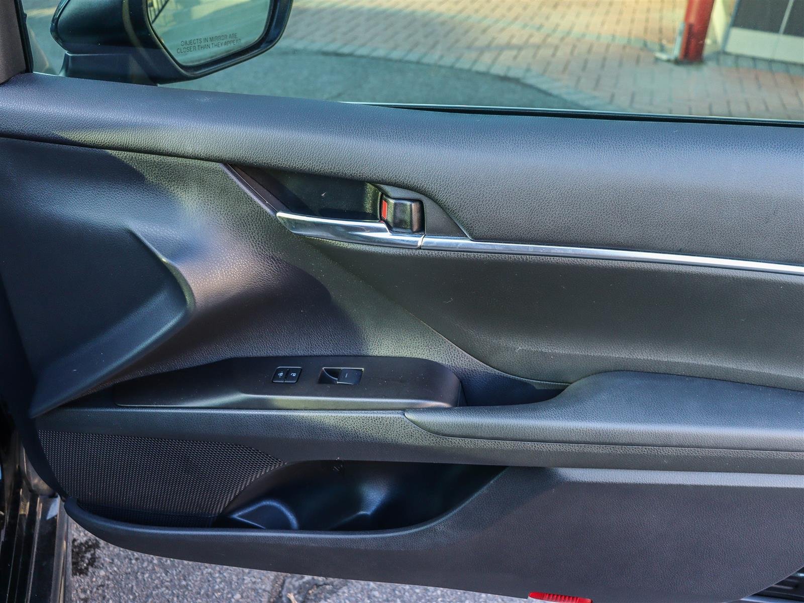 2024 Toyota Camry SE Ottawa & Gatineau - photo #16