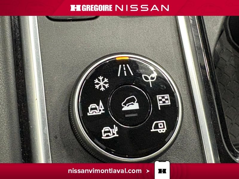 Nissan Pathfinder 2023 Vert Laval - photo #20