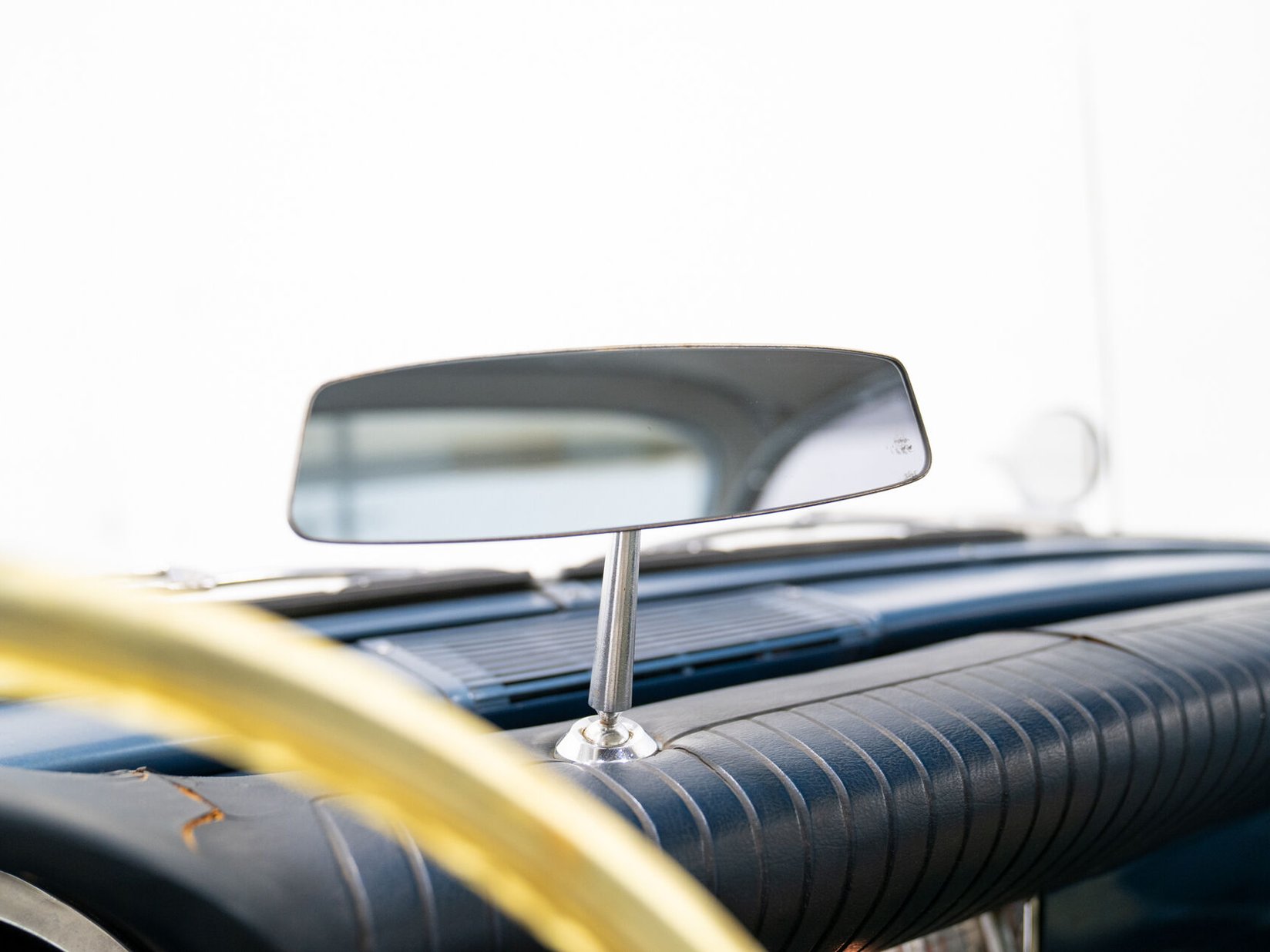 1961 Chrysler Windsor White Montreal - photo #35