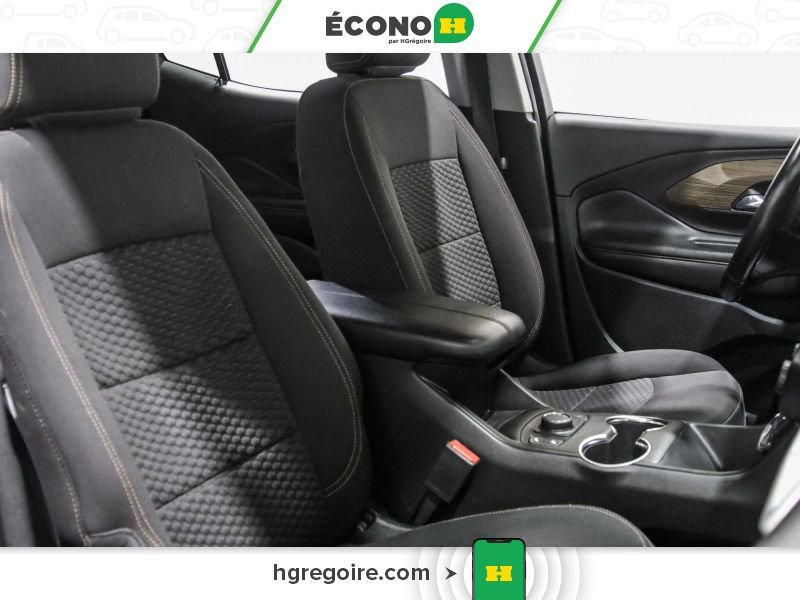 2018 GMC Terrain White Blainville - photo #22