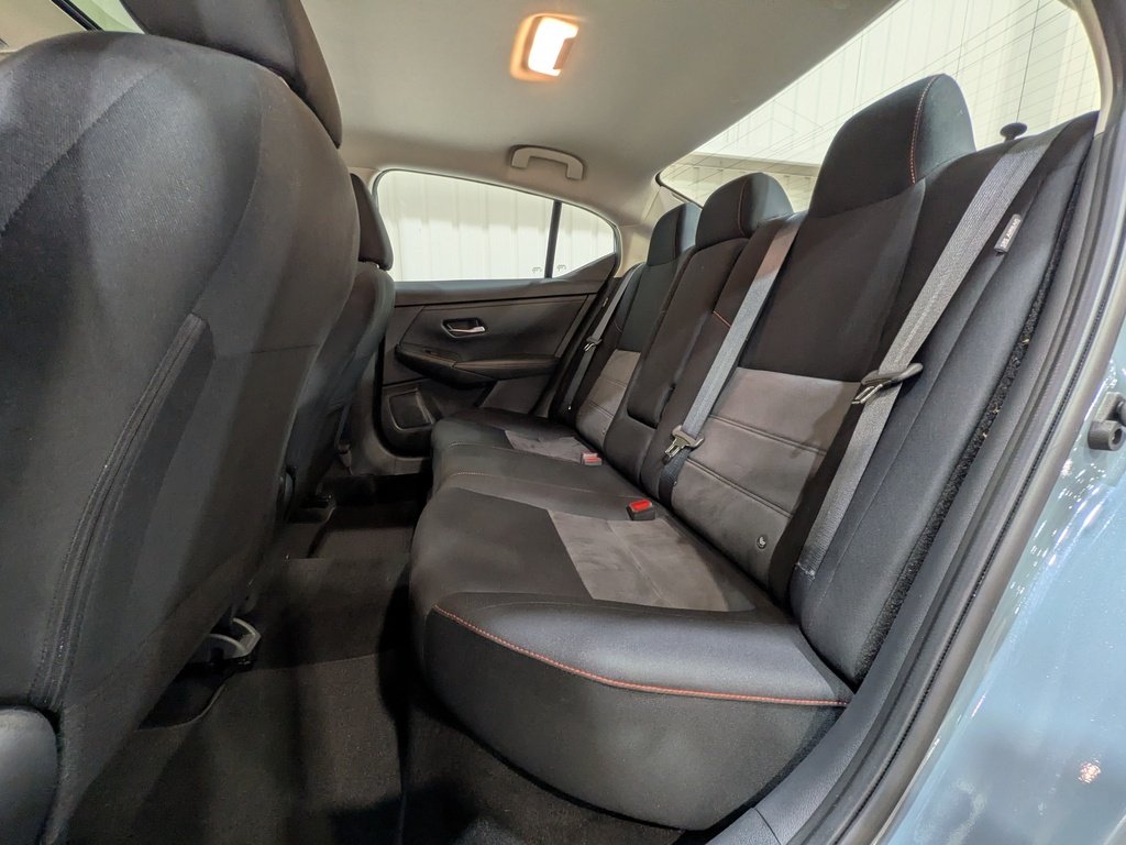 Nissan Sentra SR Manual 2024 Gris Val-David - photo #10