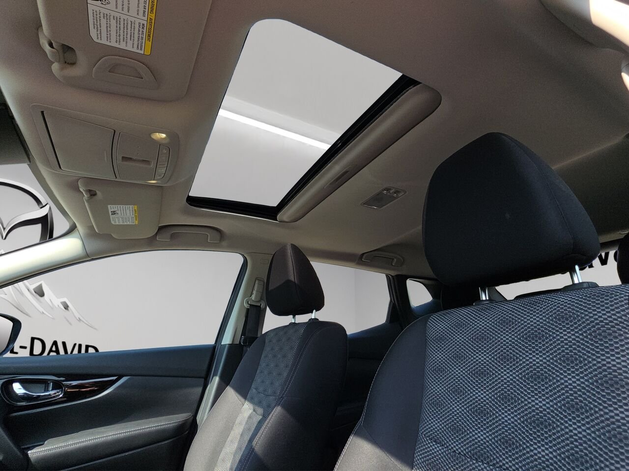 2023 Nissan Qashqai SV TI CVT, Sièges chauffants avant, Toit ouvrant, Volant chauffant Black Val-David - photo #7