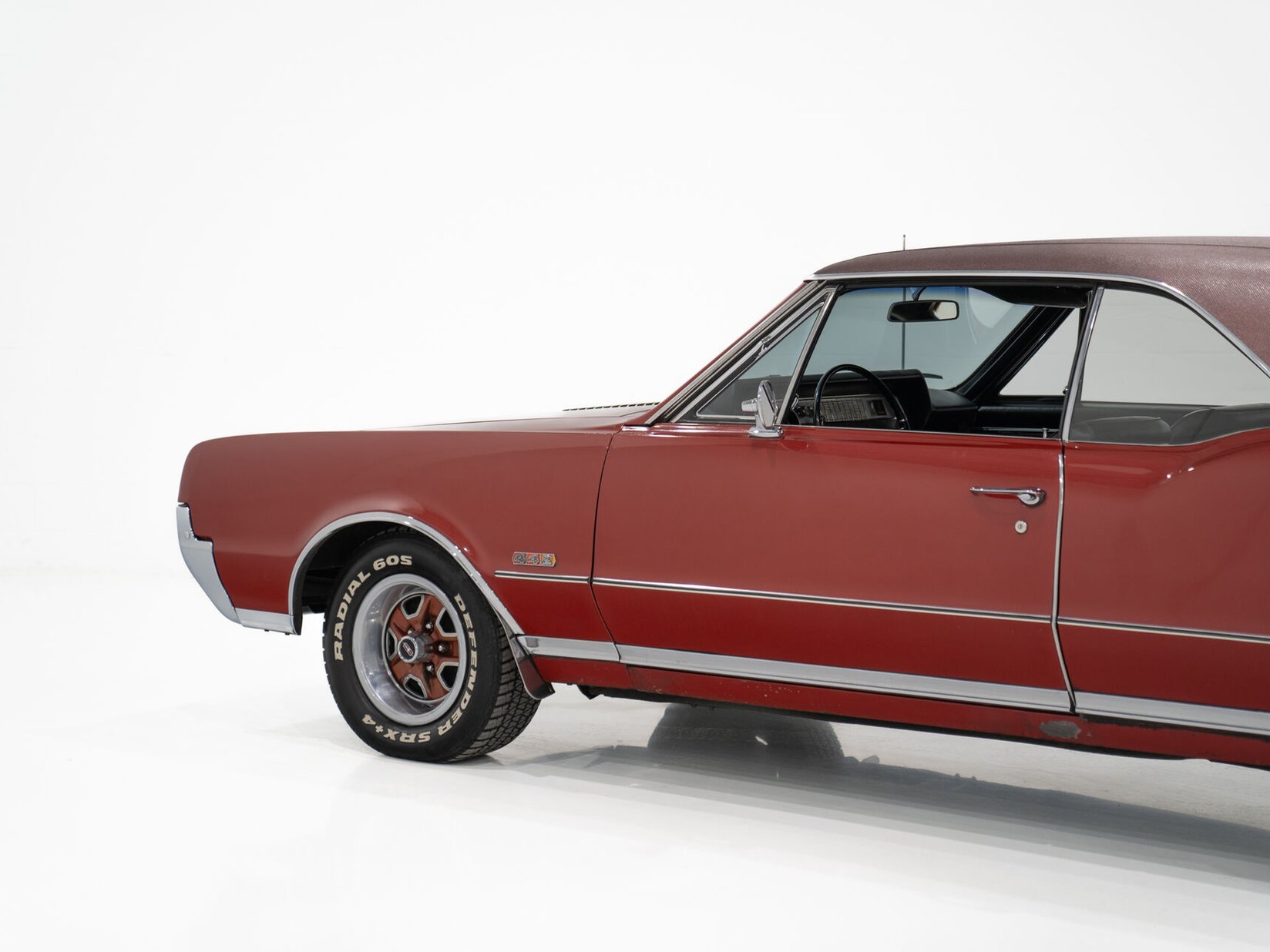 Oldsmobile Cutlass 442 *PRIX EN USD* Numéros entièrement Matching Non restaurée Repeinte une seule fois 1967 Rouge Montréal - photo #74
