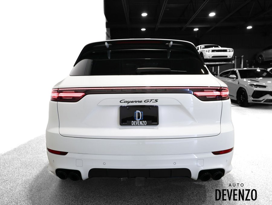 2022 Porsche Cayenne 2022 White