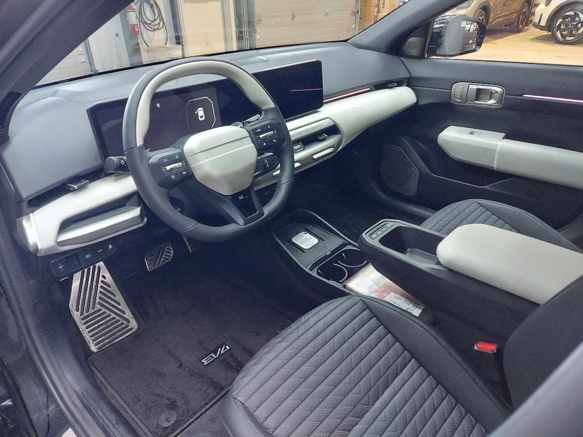 2026 KIA EV4 Fusion Black Blainville - photo #11