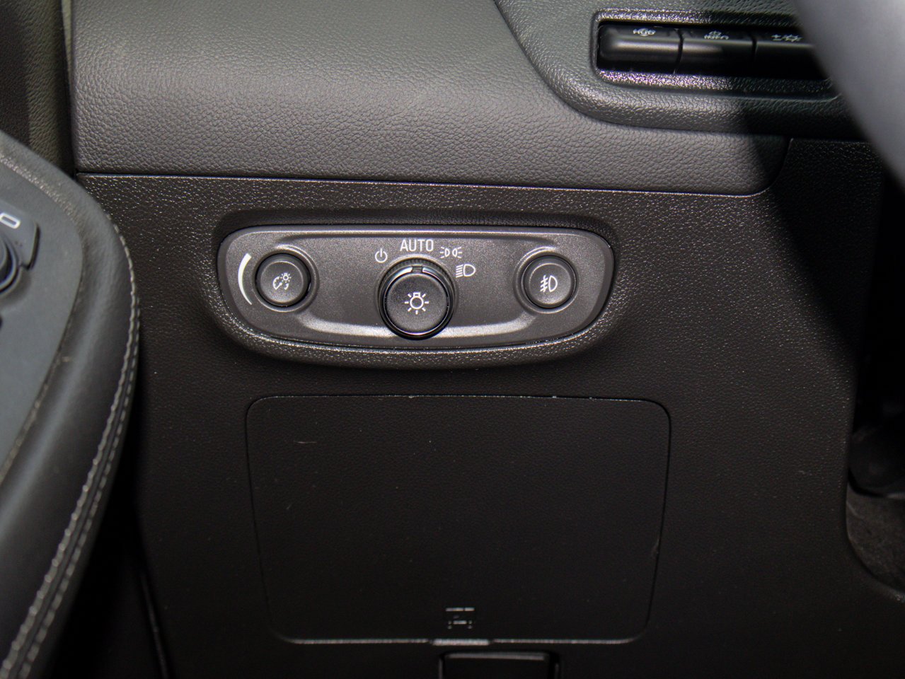 2022 Buick Encore GX AWD 4dr Select White Sherwood Park - photo #21