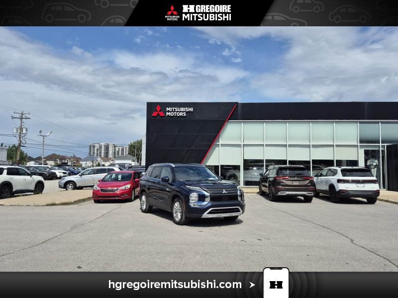 Mitsubishi Outlander PHEV MR4470 | LE *Hybrid * AWD * A partir 0.9% *Toit * Carplay 2025 Bleu Laval - photo #0